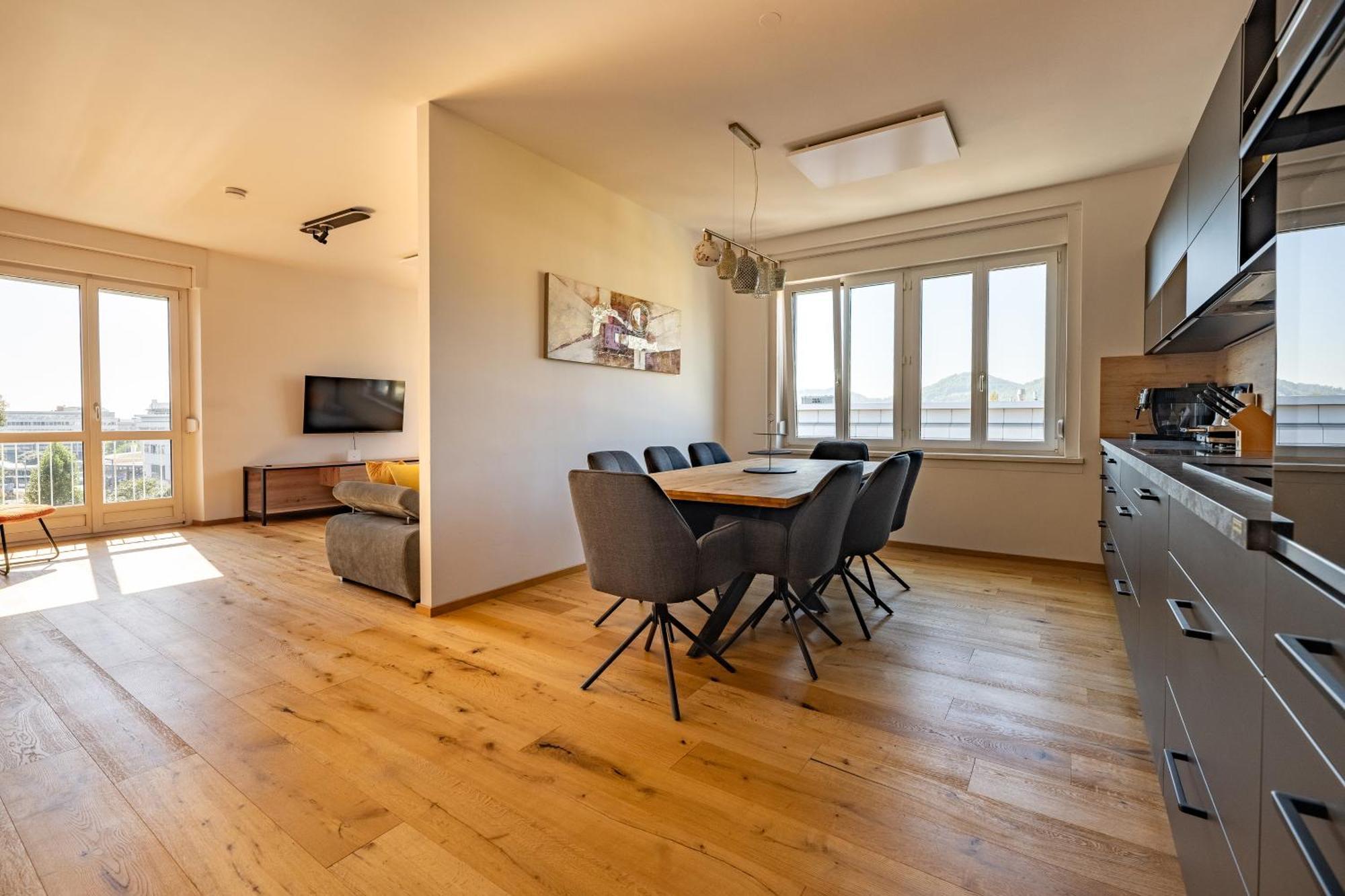 Tamliving Center Luxury 4 Rooms Smart Tv Kitchen Great View Graz Exteriör bild